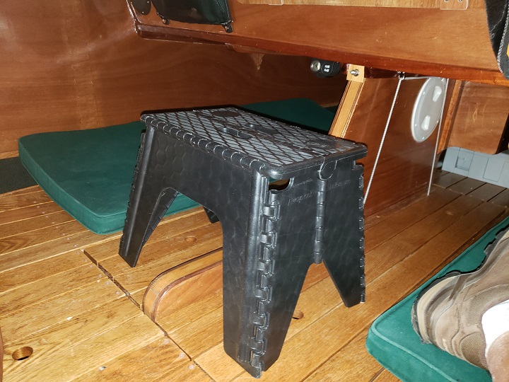 folding stool 1.jpg